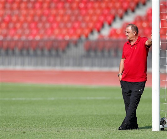 Sanırsın Kasabada Cinayet Olmuş