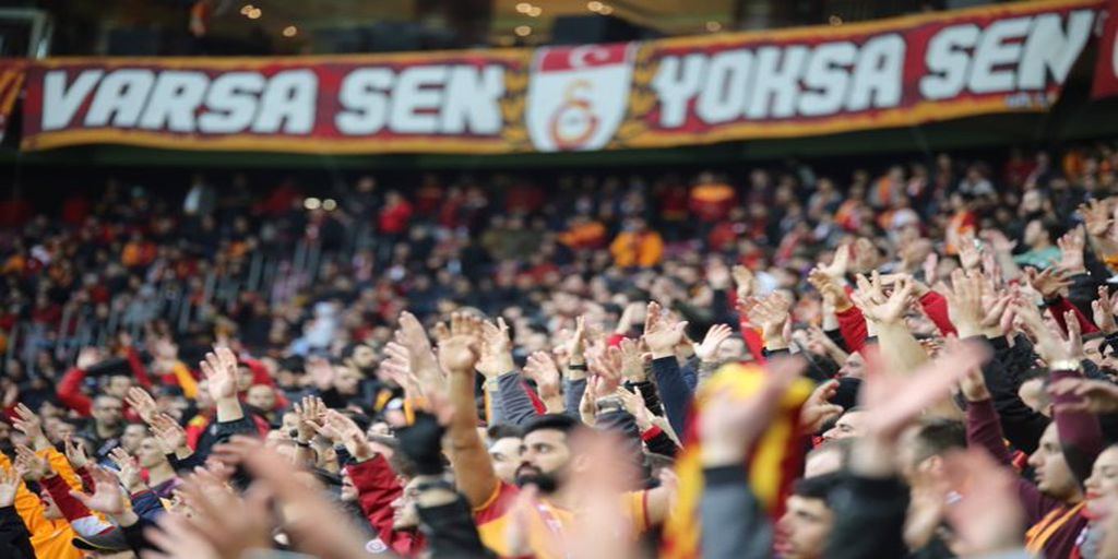 Taş Olsa Çatlar!