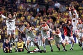 17 Mayıs 2000 Galatasaray-Arsenal maçı 0-0 biten maç uzatmada 4-1 Galatasaray'ın üstünlüğü ile bitti