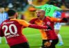 Emre Akbaba ve Feghouli'nin gol sevinci...